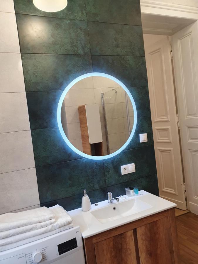 Prestige Aparthotel Piotrkowska 82 - Wyjatkowy Widok Na Deptak Łódź Exteriör bild
