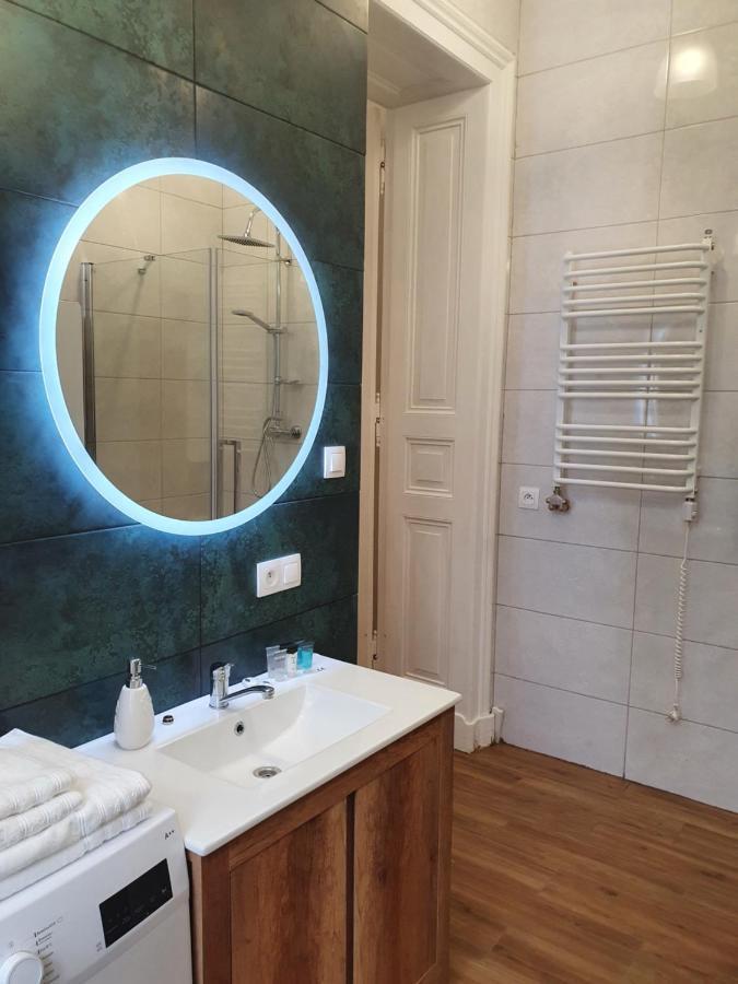Prestige Aparthotel Piotrkowska 82 - Wyjatkowy Widok Na Deptak Łódź Exteriör bild